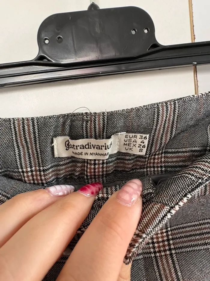 Pantalon motif à carreaux - Stradivarius - photo numéro 2