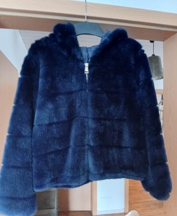 Magnifique doudoune bleue marine