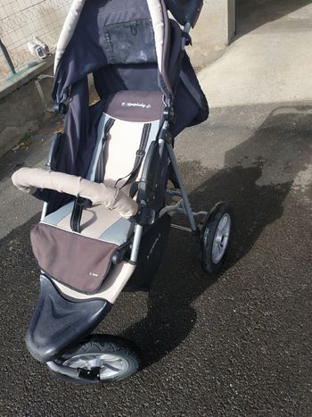 Poussette kim cross 3 grosses roue