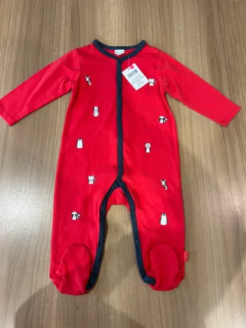 Pyjama fin 6 mois neuf avec étiquette