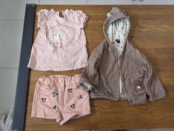 Ensemble fille 12 mois très bon état