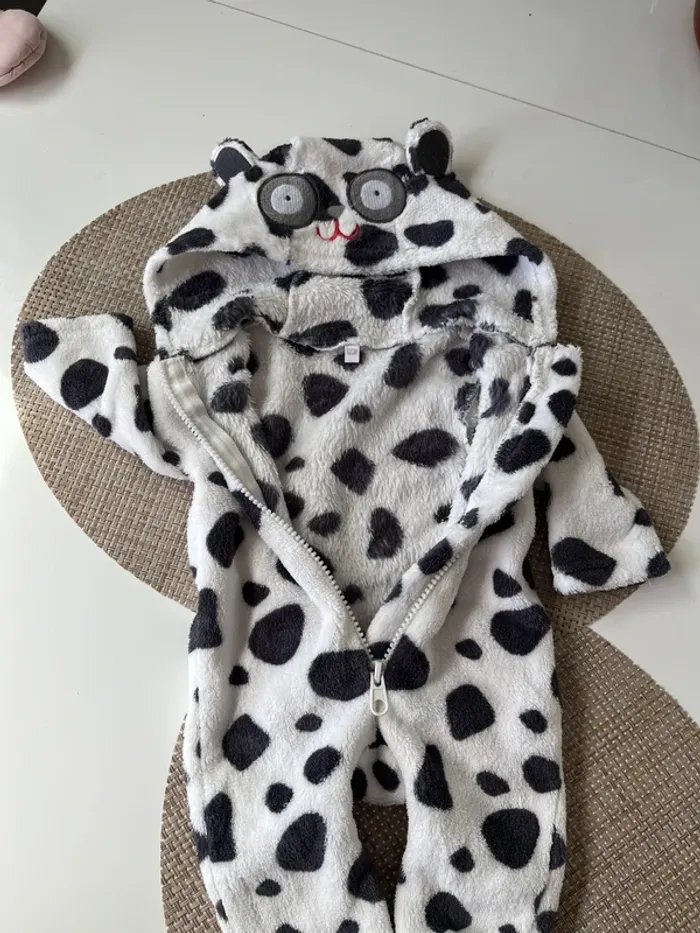 Surpyjama vache 3 mois - photo numéro 3