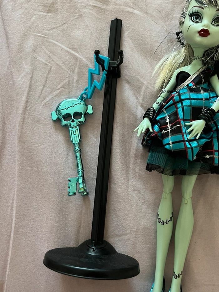 Monster High Sweet 1600  Frankie Stein - photo numéro 4