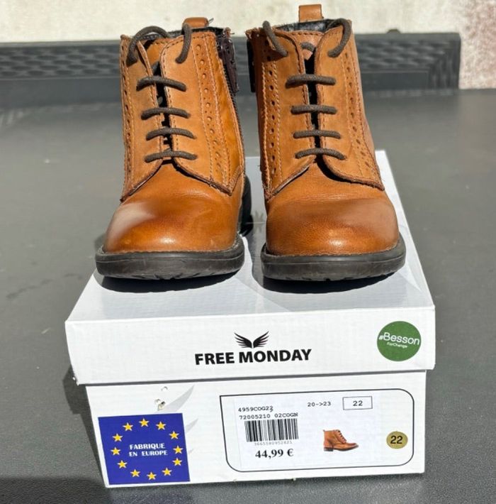 Bottines cuir taille 22 fille besson Free Monday