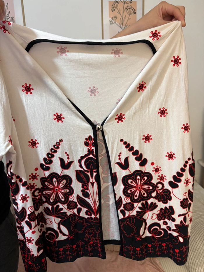 Gilet fleurie - photo numéro 3
