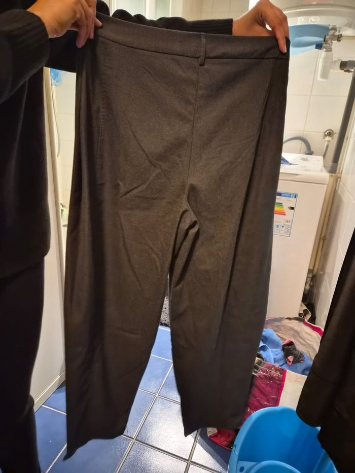 Pantalon Large Neuf - photo numéro 2