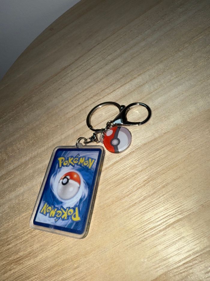 Carte Pokémon porte clés - photo numéro 2