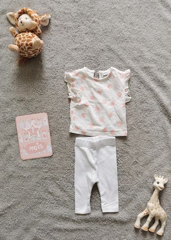 Ensemble Kiabi legging 1 mois