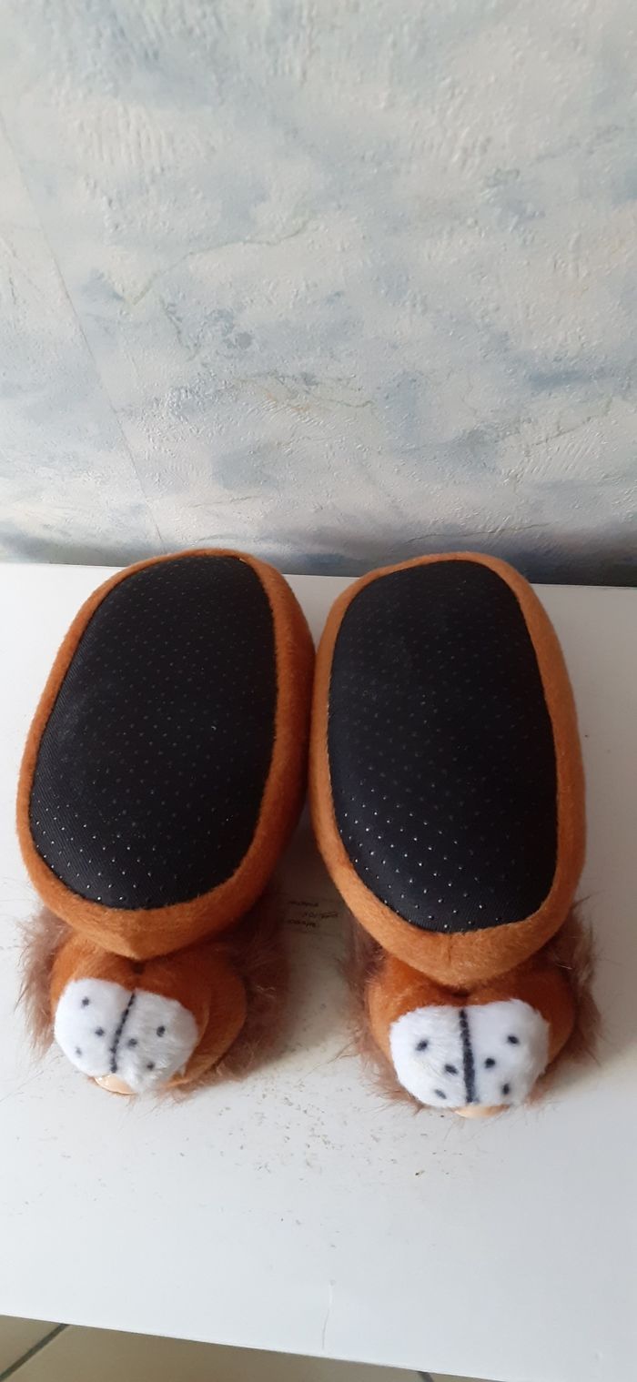 Chaussons fourrés pointure 28-29 - photo numéro 3