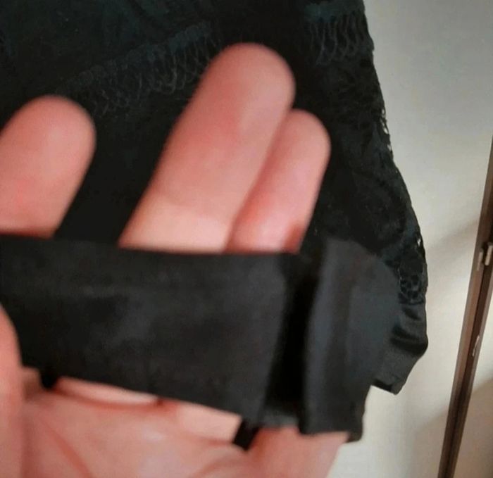 Body noir en dentelles - photo numéro 3