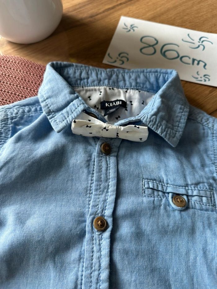 Chemise et noeud-papillon 🩵  Kiabi 86cm /18m - photo numéro 3