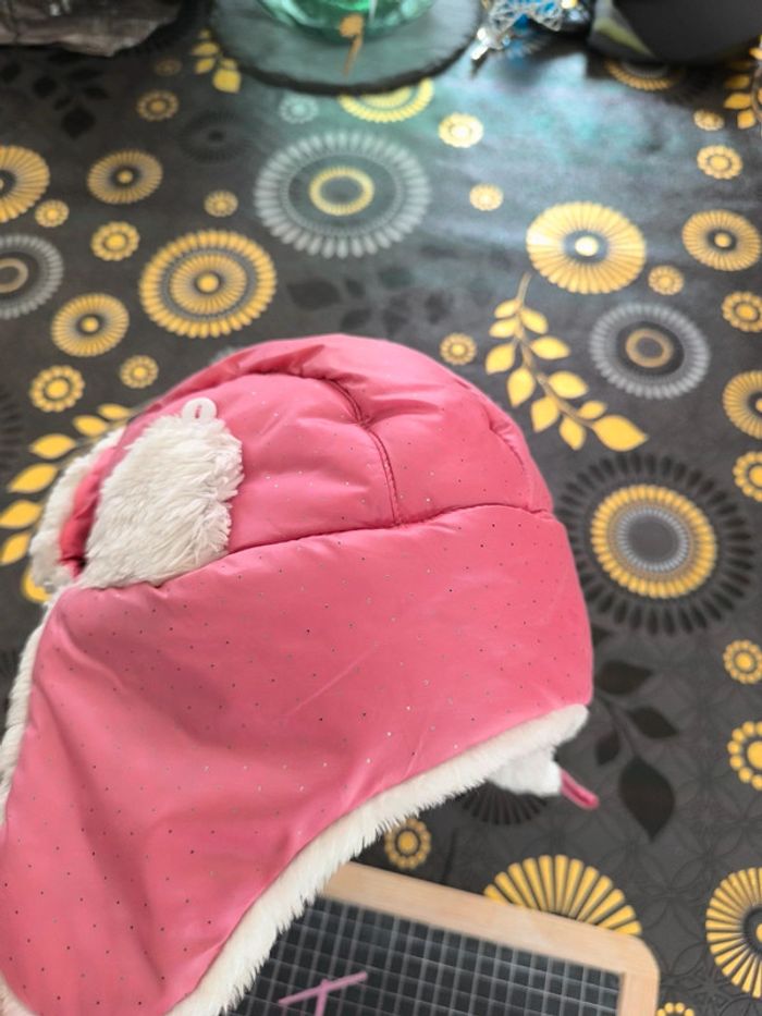 Bonnet Hello Kitty taille 52 en bon état - photo numéro 3