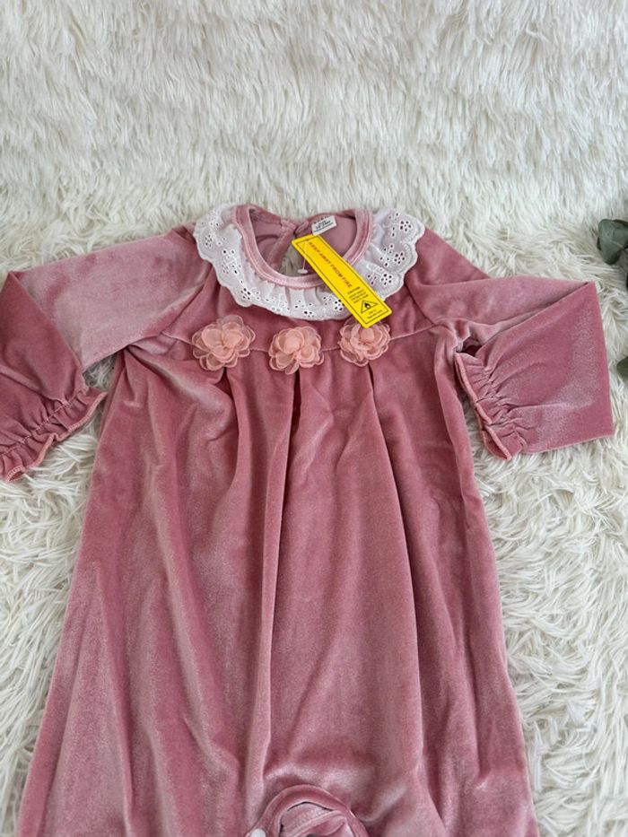 Combinaison velours rose Shein taille 12-18 mois - photo numéro 3
