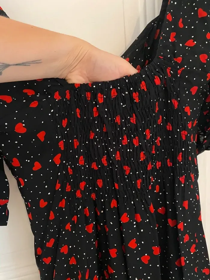 Robe noire avec cœurs rouges The Kooples - photo numéro 12