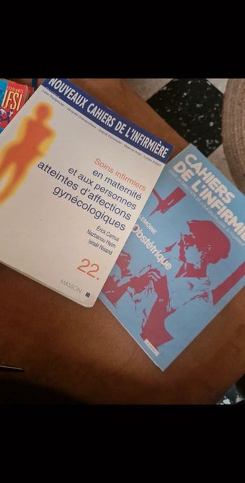 Lot de 2 livres soins infirmiers