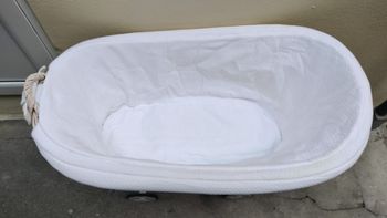 Berceau ancien en rotin