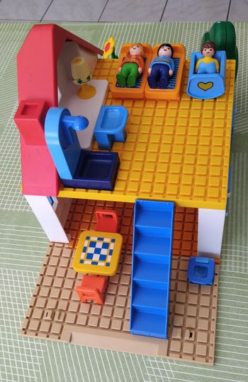 Maison playmobil 123