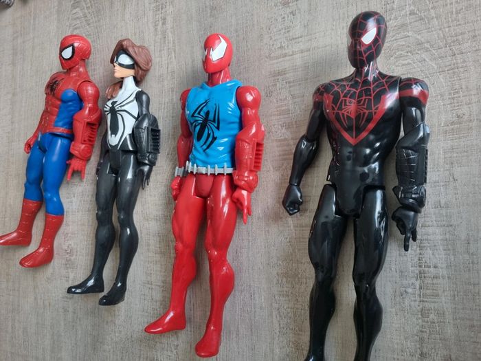 Lot de 4 figurines Avengers 30cm - photo numéro 2