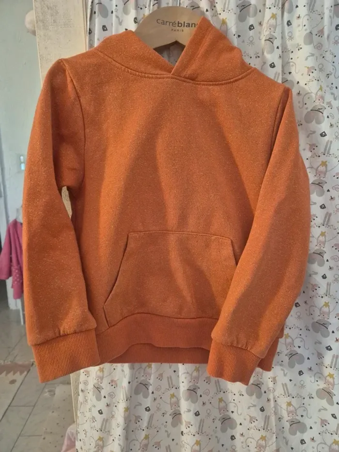 Joli sweat à capuche Name It