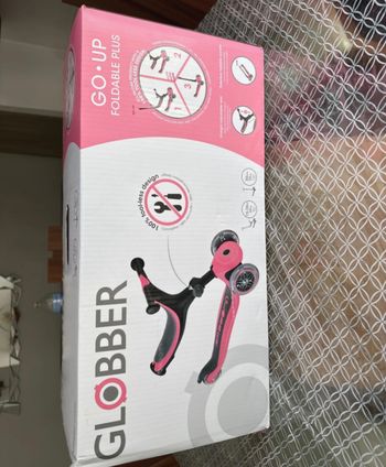 Trottinette évolutive globber 3 en 1  neuve