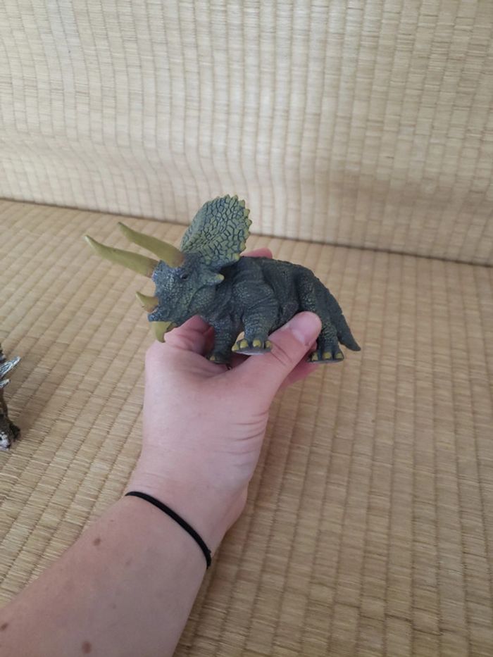 Lot de 2 dinosaures - photo numéro 6