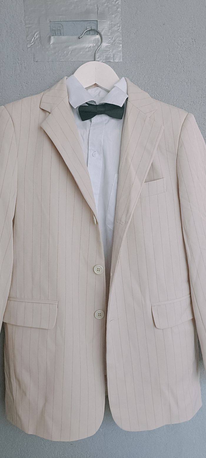 Costume complet veste chemise pantalon et noeud papillon taille 14 ans - photo numéro 2