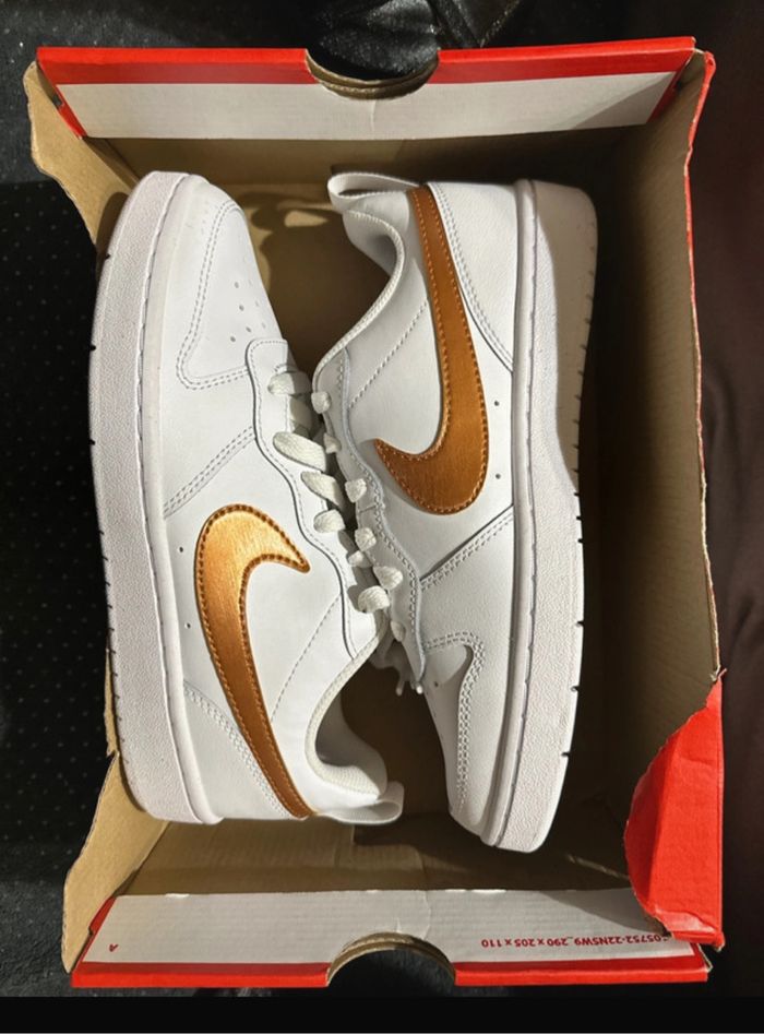 Nike court borough low 2 SE femme