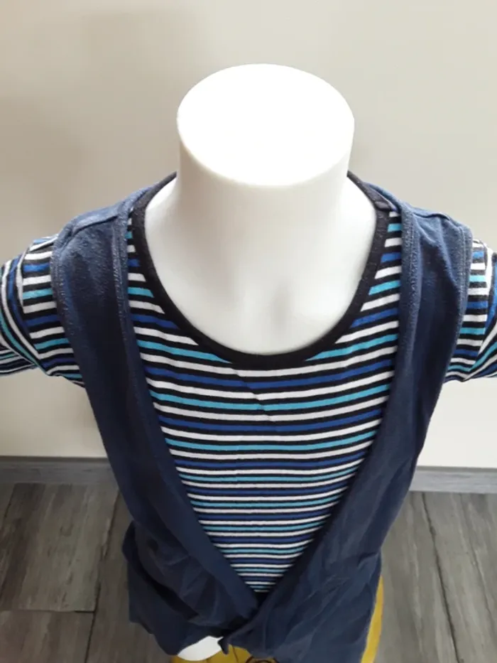 Tee-shirt manches courtes 10 ans - photo numéro 2