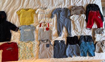 Lot de vêtements 9 mois