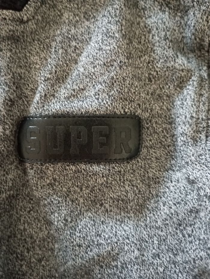Gilet/pull - photo numéro 2