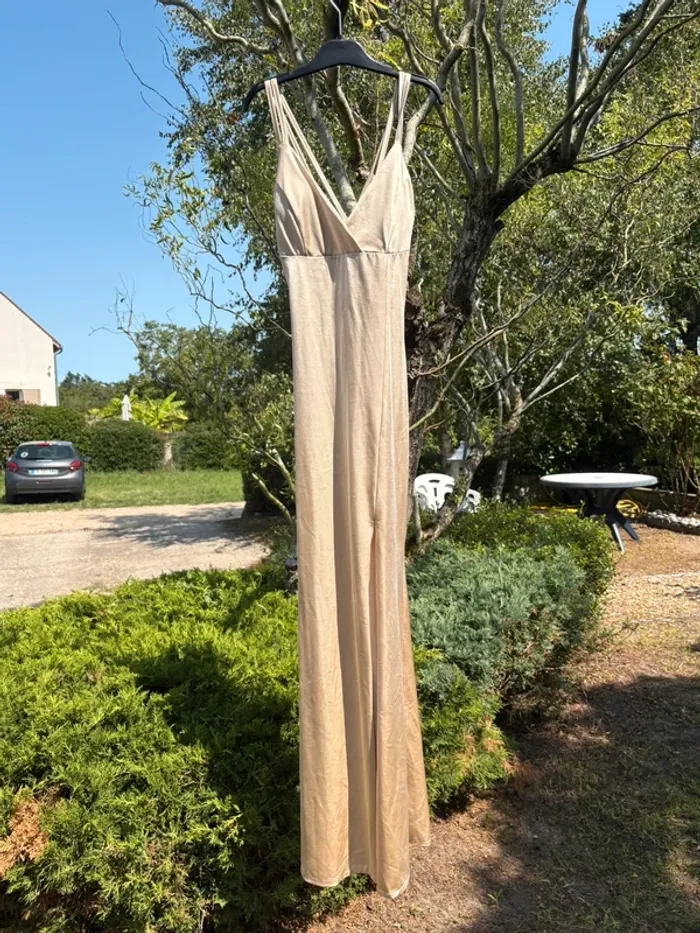 Robe longue avec fente