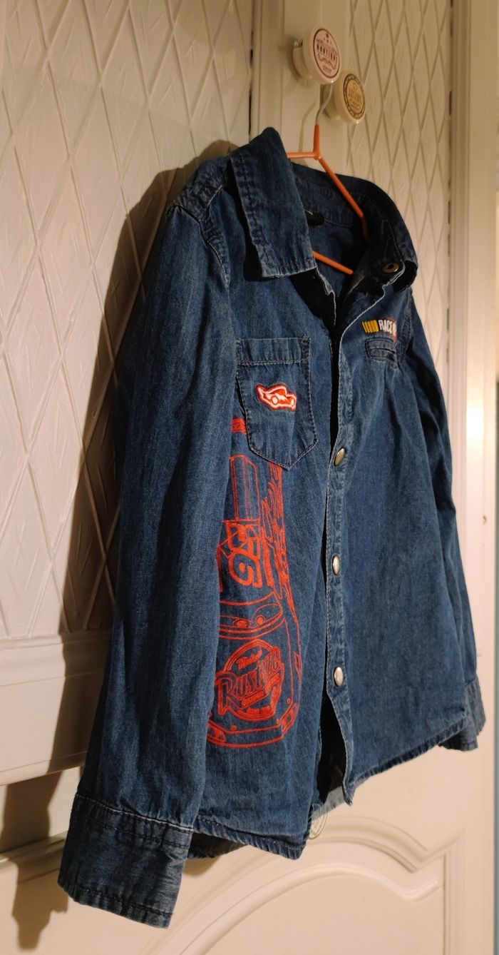 Chemise 🌿 en jean 🐦 Cars Disney ✨ 3 ans 🧸 - photo numéro 2