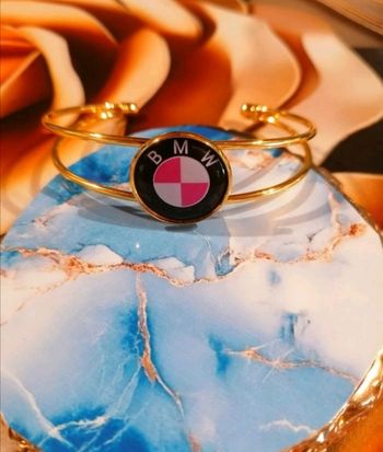 Bracelet manchette BMW rose