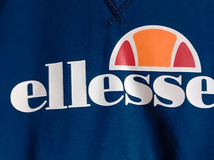 Pull Ellesse bleu Taille M - photo numéro 2