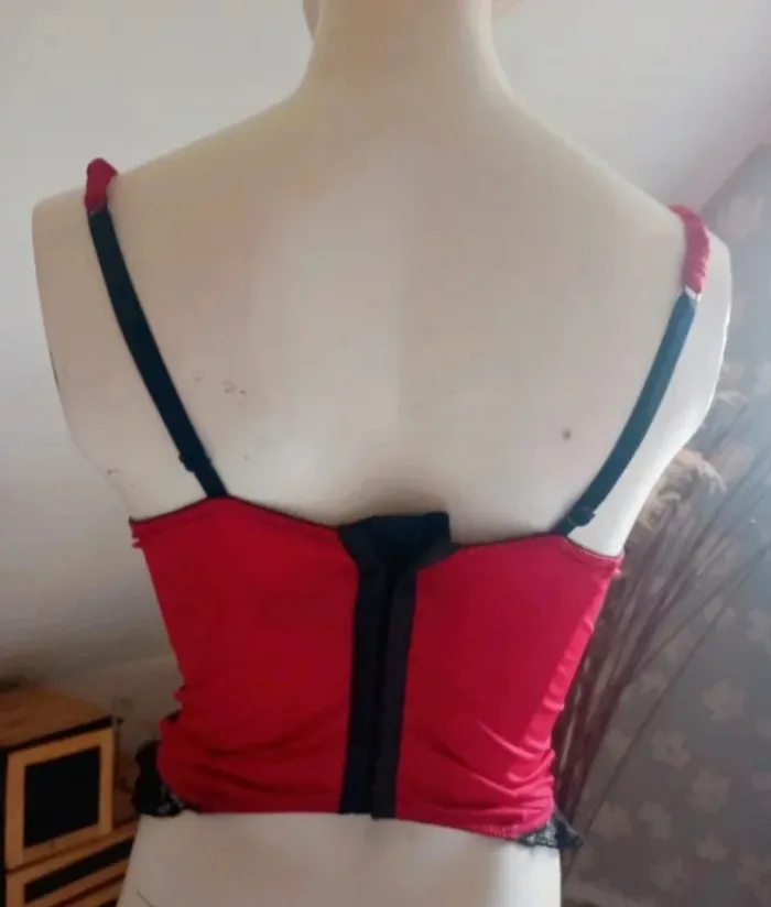 Très joli bustier  95 B - photo numéro 4