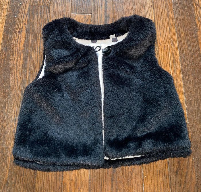 Gilet fausse fourrure marese 2 ans