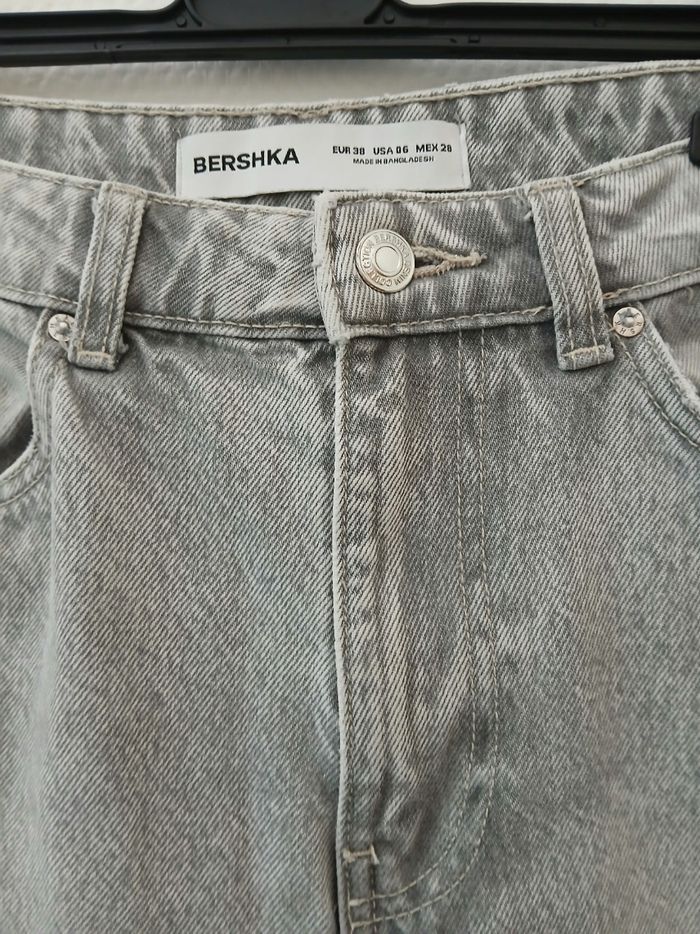 Jean fille Bershka 38 - photo numéro 2