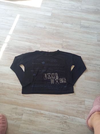 Tee-shirt manches longues.