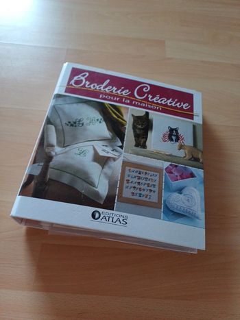 Classeur broderie