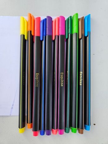 Lot de 11 stylos