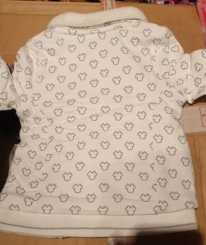 Veste Minnie 5 ans - photo numéro 2