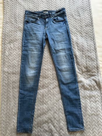 Jean super skinny taille M