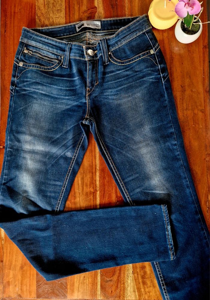 Jean Levi's modèle Revel taille 29