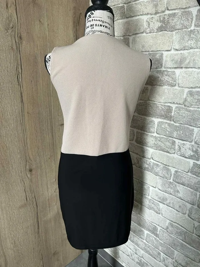 Robe bicolore taille 36 - photo numéro 3