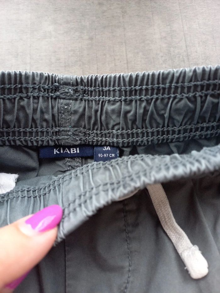 Short garçon gris - photo numéro 2