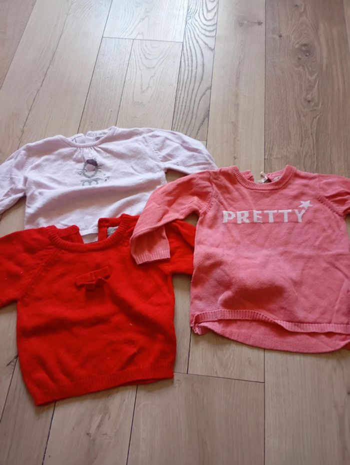 Lot de vêtements taille 12 mois - photo numéro 2