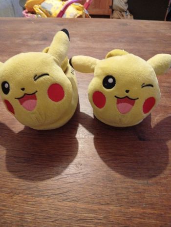 Chaussons pokemon pointure 24/25