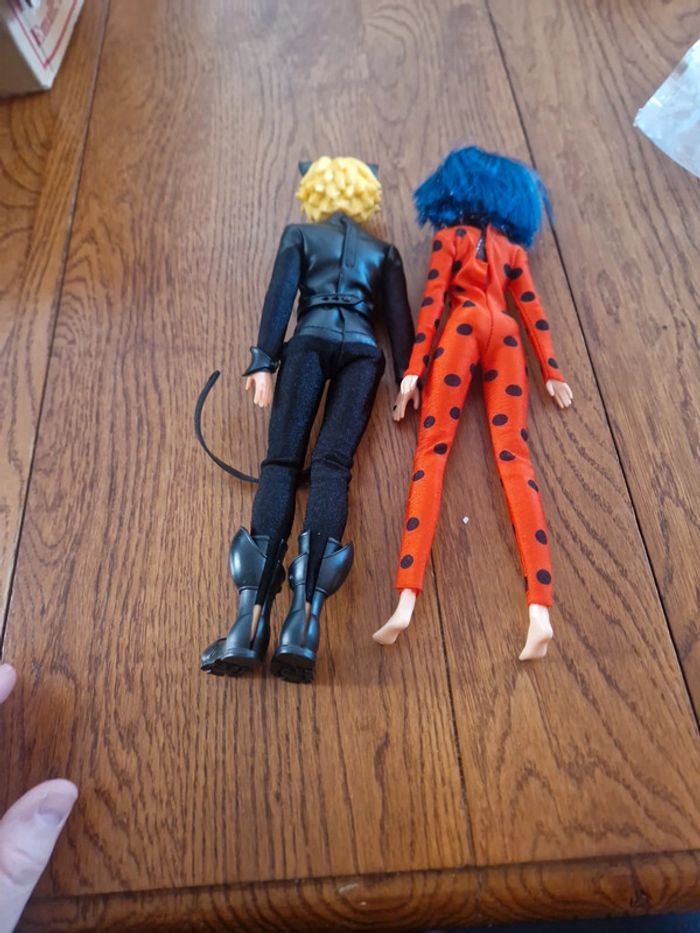 Lot de 2 poupées lady bug et chat noir miraculous - photo numéro 6