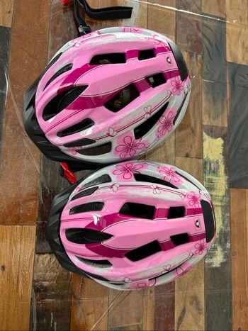 2 casques vélo