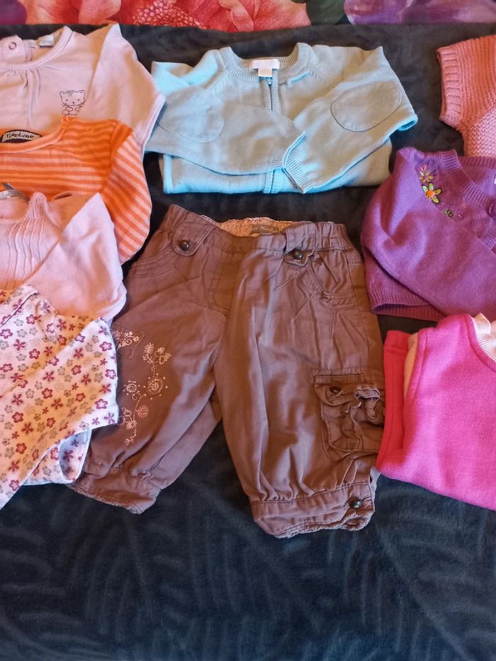 Lot 12 mois divers bébé fille - photo numéro 2